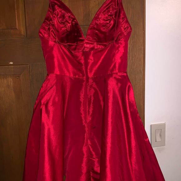 formal dress - Picture 4 of 5